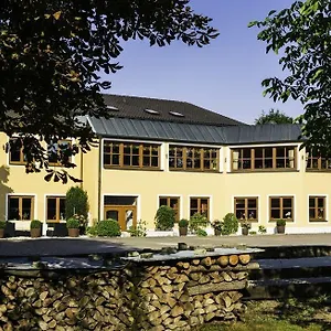 https://hotel-restaurant-hallnberg.com-bavaria.com